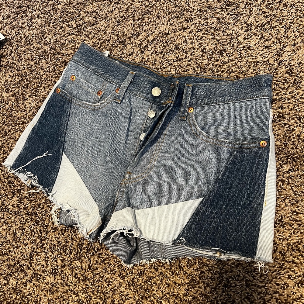 Levi 501 patches Jean shorts brand new without tags